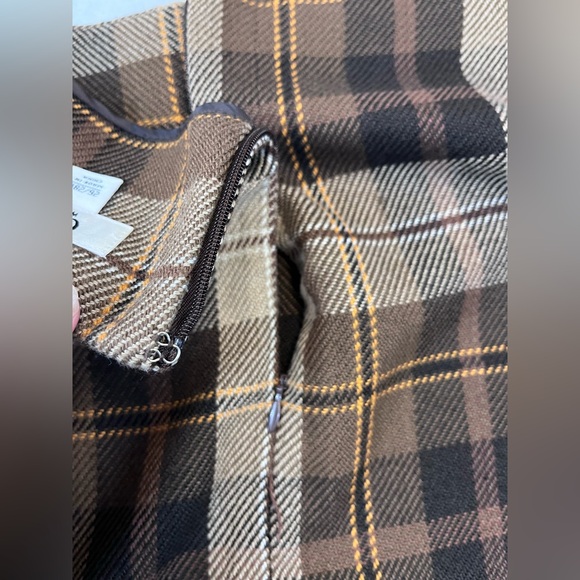 Cato Women’s Brown Plaid Skirt. Size 26/28W - Picture 12 of 14
